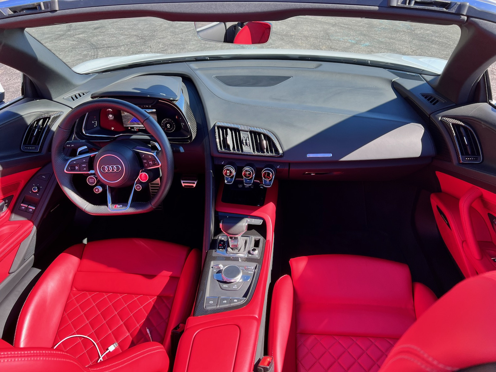 Review: 2022 Audi R8 V10 Performance Spyder RWD Is A Swan Song To 10  Cylinders