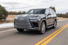 2022-Lexus-LX-600-Review-002