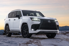 2022_LX_600_Premium_3
