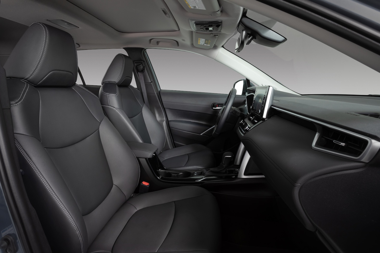 2022_Toyota_Corolla_Cross_Celestite_017