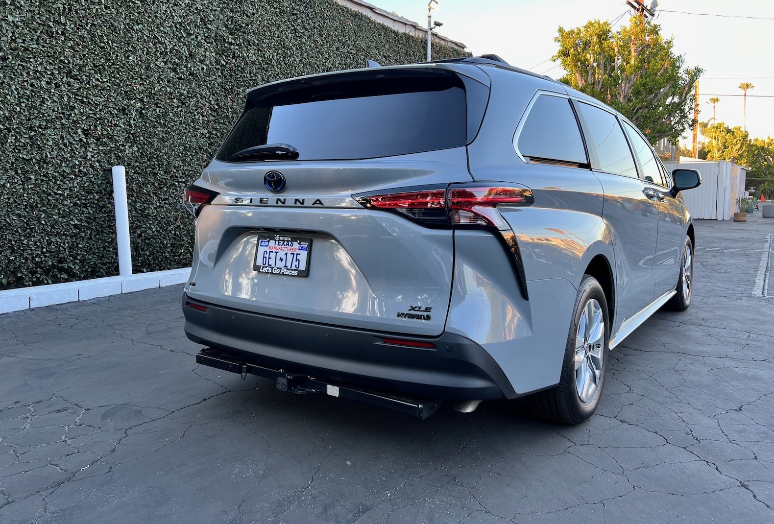 2022 Toyota Sienna Woodland Review: An SUV alternative? - The Torque Report