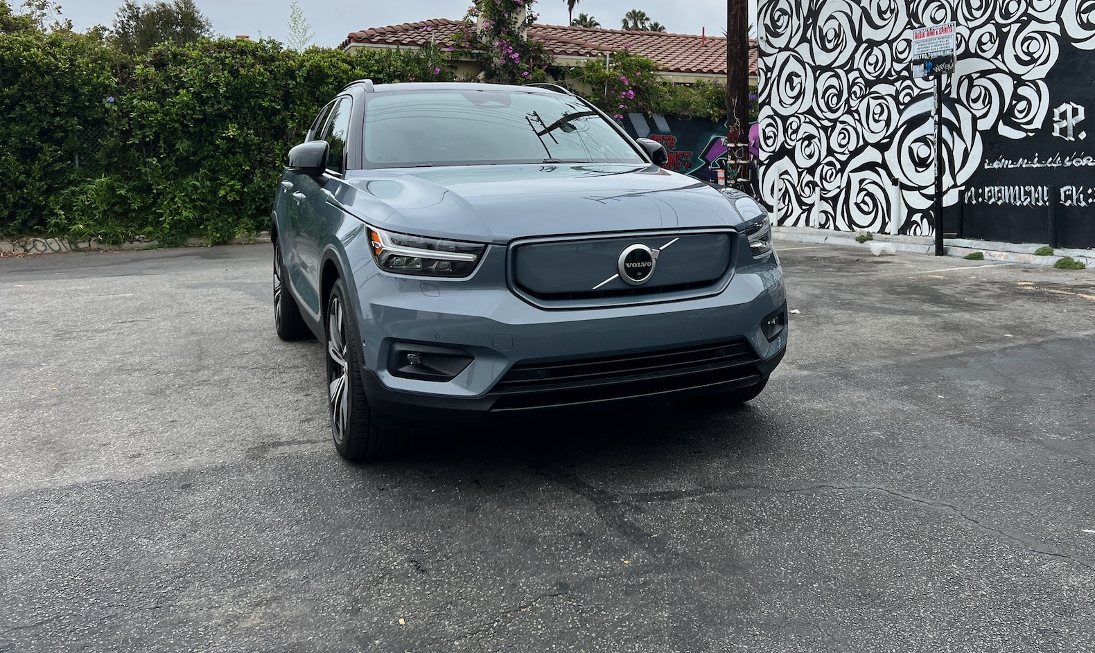 Road Test: 2022 Volvo XC40 Recharge - Vicarious Magazine