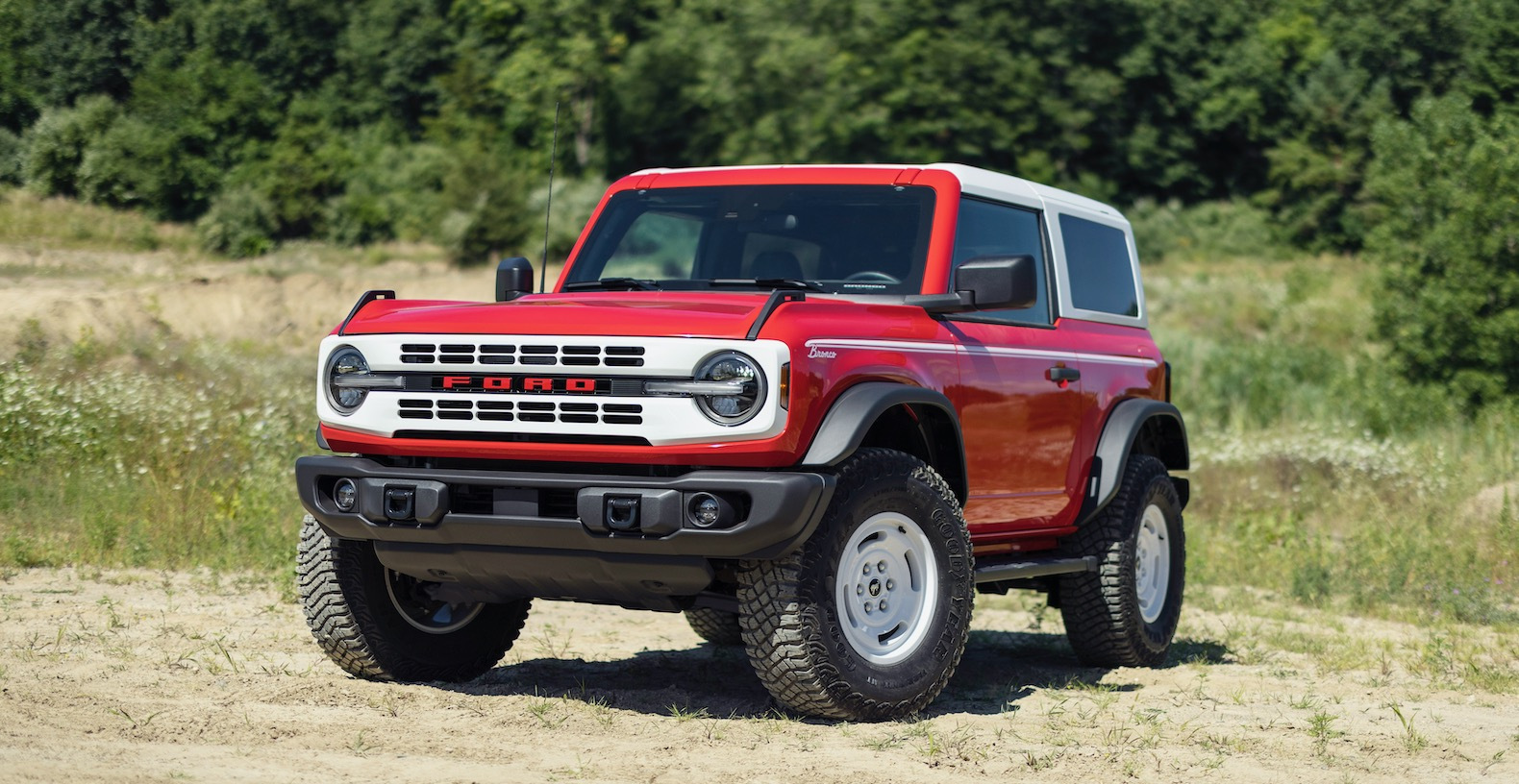 2023 Bronco Heritage Edition Race Red