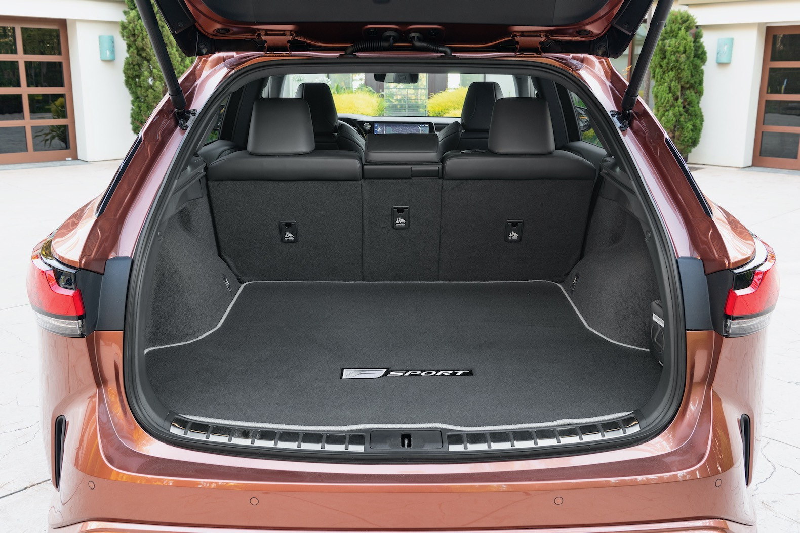 2023_Lexus_RX_500h_FSPORT_Performance_review_00018