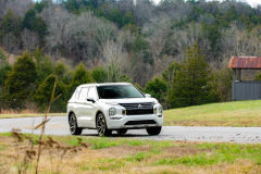 Mitsubishi Outlander PHEV Selects