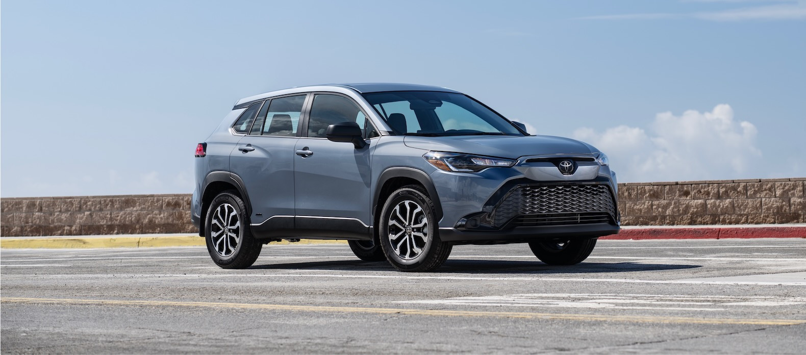 2023 Toyota Corolla Cross Hybrid Review: The Fuel Economy Champ - The ...