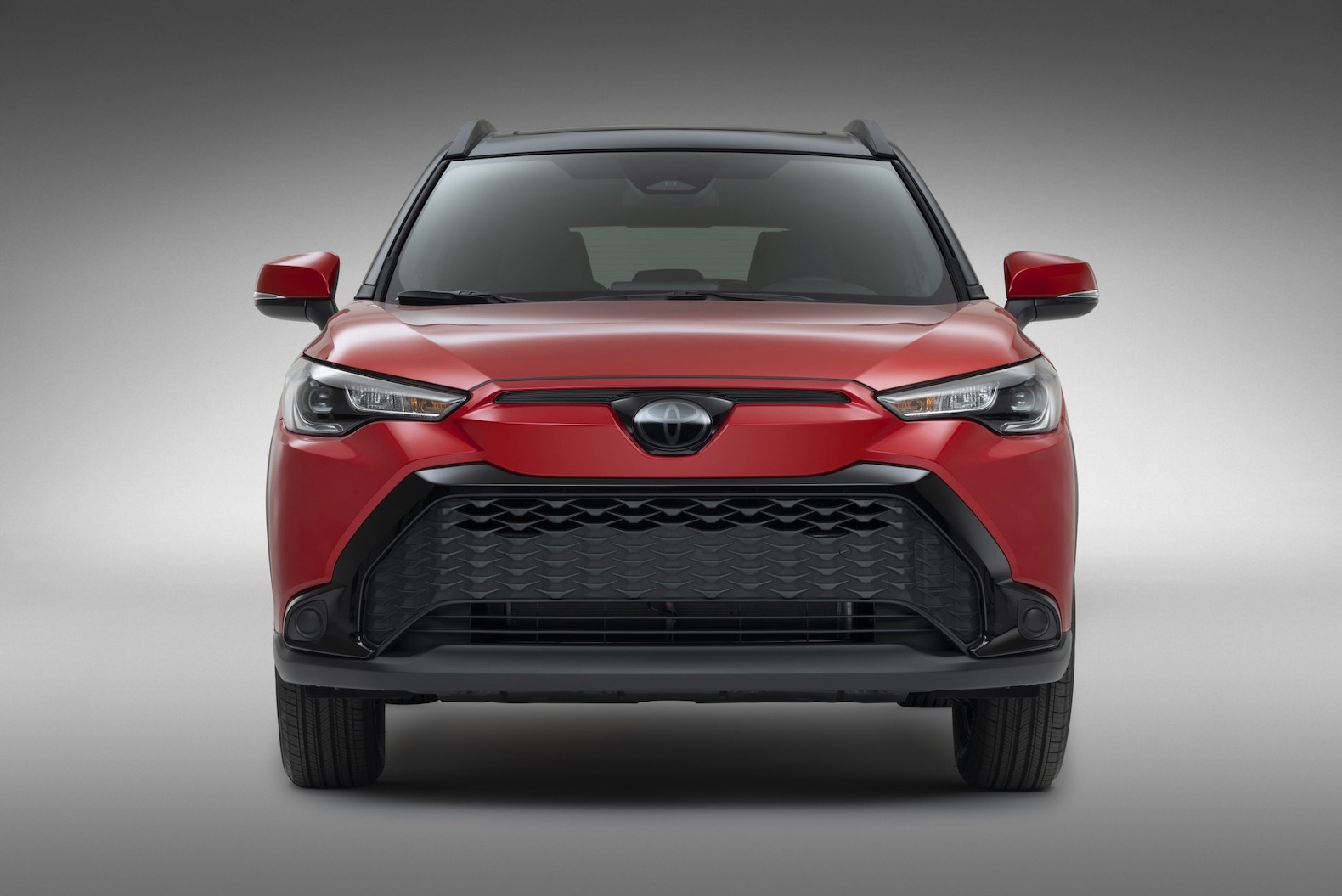 2023_Toyota_Corolla_Cross_Hybrid_SE_002-scaled