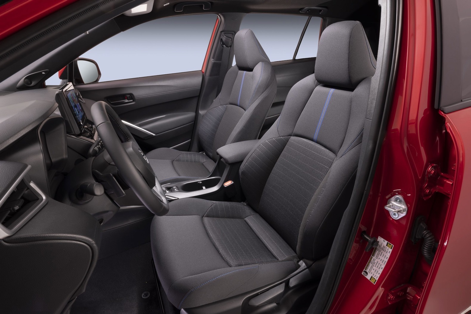 2023_Toyota_Corolla_Cross_Hybrid_SE_011-scaled