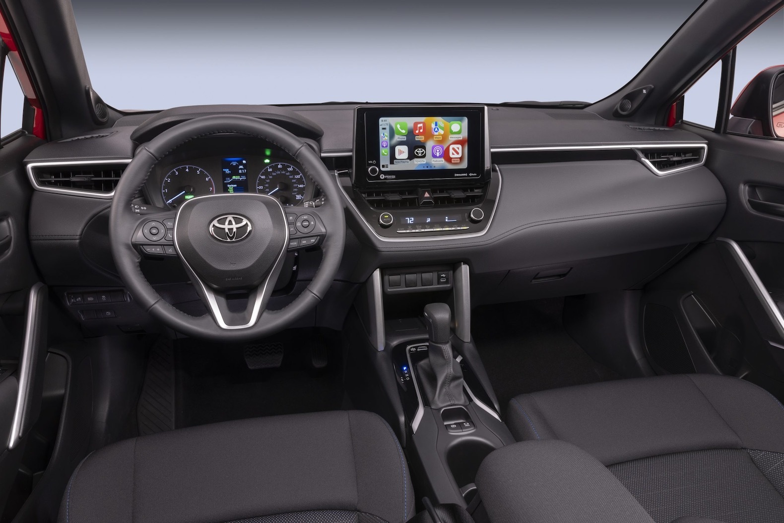 2023_Toyota_Corolla_Cross_Hybrid_SE_020-scaled