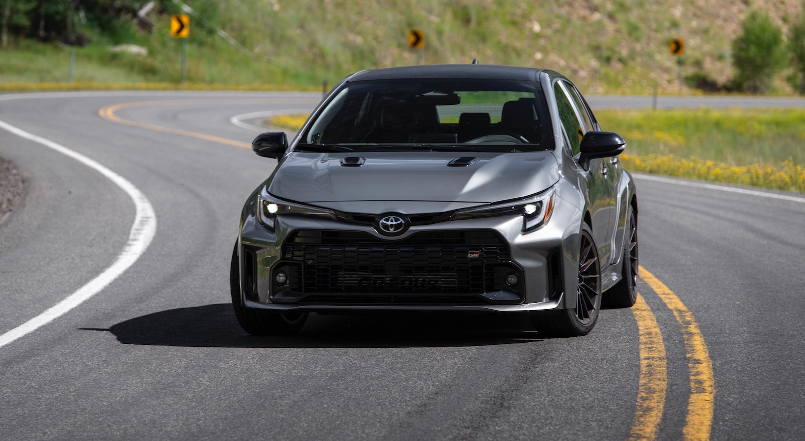 2023_GR_Corolla_Circuit_HeavyMetal_086