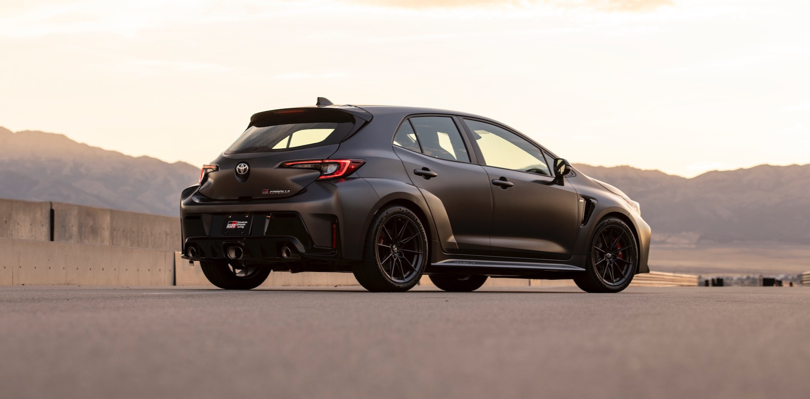 2023_GR_Corolla_Morizo_GreyMetallicMatte_009