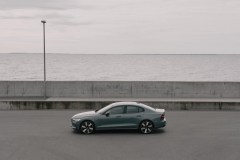 S60 Recharge T8, Thunder Grey