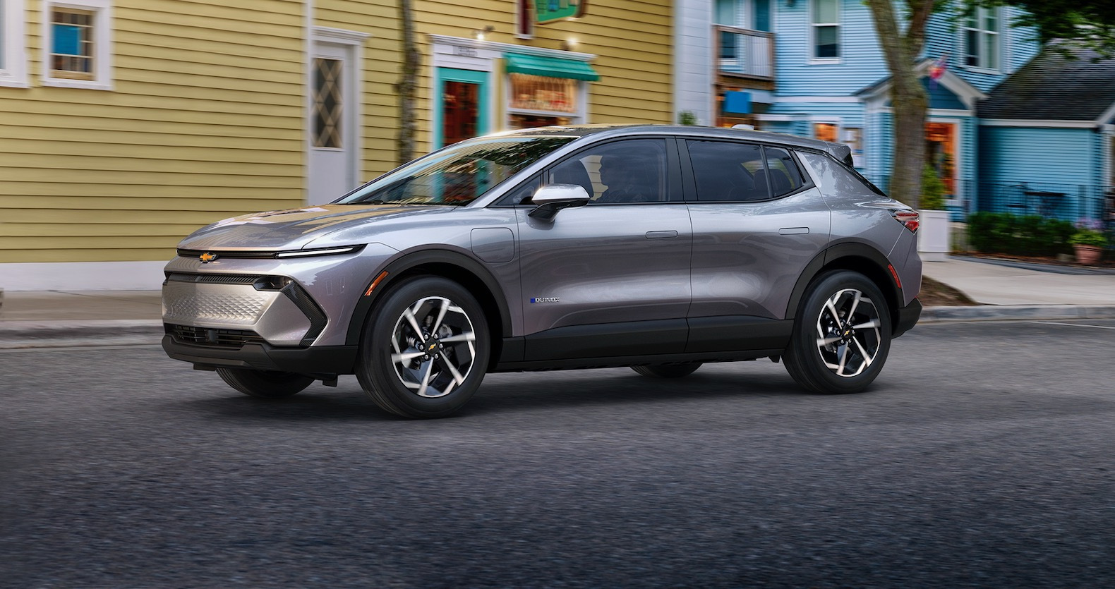 2024 Chevy Equinox EV debuts with up to 300 mile range and starts