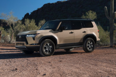 2025_Lexus_GX_Overtrail_Earth_15