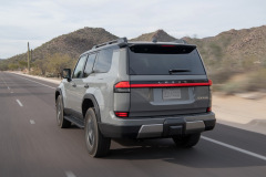 2024_Lexus_GX_Overtrail_Incognito_03