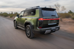 2024_Lexus_GX_Overtrail_NoriGreen_01