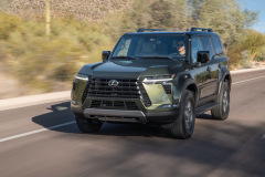 2024_Lexus_GX_Overtrail_NoriGreen_13