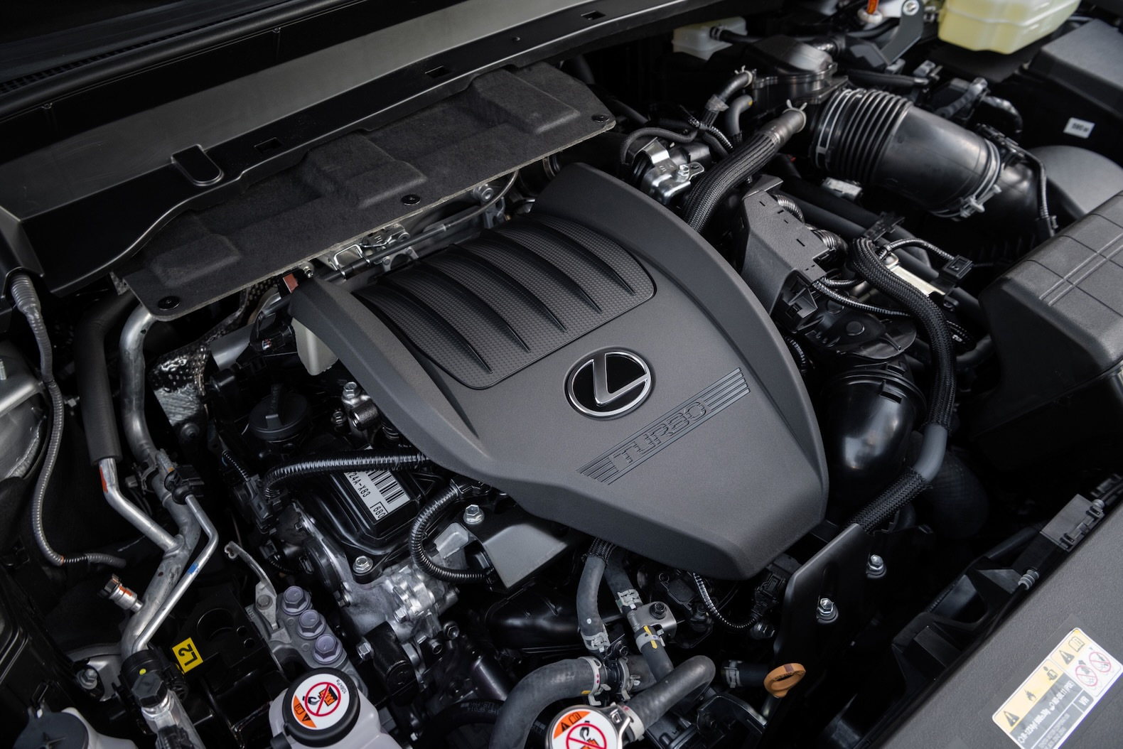 2024_Lexus_TX_500h_FSPORT_Premium_005_RESIZED