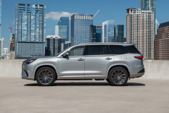 2024_Lexus_TX_550h_Luxury_002