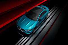 Zahlreiche Updates machen CLA und CLA Shooting Brake von Mercedes-AMG noch begehrenswerter: CLA 35 4MATIC Coupé (vorläufige Werte WLTP: Kraftstoffverbrauch kombiniert 8,5-8,1 l/100 km, CO2-Emissionen kombiniert 193-185 g/km) und CLA 35 4MATIC Shooting Brake (vorläufige Werte WLTP: Kraftstoffverbrauch kombiniert 8,7-8,3 l/100 km, CO2-Emissionen kombiniert 197-189 g/km) sowie die Topmodelle CLA 45 S 4MATIC+ Coupé (vorläufige Werte WLTP: Kraftstoffverbrauch kombiniert 9,0-8,7 l/100 km, CO2-Emissionen kombiniert 205-196 g/km) und CLA 45 S 4MATIC+ Shooting Brake (Kraftstoffverbrauch kombiniert 9,2-8,8 l/100 km, CO2-Emissionen kombiniert 209-201 g/km) // Numerous updates make the CLA and CLA Shooting Brake from Mercedes-AMG even more desirable: CLA 35 4MATIC Coupé (WLTP preliminary values: fuel consumption combined 8.5-8.1 l/100 km; CO2 emissions combined 193-185 g/km)[1] and CLA 35 4MATIC Shooting Brake (WLTP preliminary values: fuel consumption combined 8.7-8.3 l/100 km; CO2 emissions combined 197-189 g/km) and the two top models CLA 45 S 4MATIC+ Coupé (WLTP preliminary values: fuel consumption combined 9.0-8.7 l/100 km; CO2 emissions combined 205-196 g/km) and CLA 45 S 4MATIC+ Shooting Brake (fuel consumption combined 9.2-8.8 l/100 km; CO2 emissions combined 209-201 g/km)*
 
*Angaben zu Kraftstoffverbrauch und CO2-Emissionen sind vorläufig und wurden intern nach Maßgabe der Zertifizierungsmethode „WLTP-Prüfverfahren“ ermittelt. Es liegen bislang weder bestätigte Werte von einer amtlich anerkannten Prüforganisation noch eine EG-Typgenehmigung noch eine Konformitätsbescheinigung mit amtlichen Werten vor. Abweichungen zwischen den Angaben und den amtlichen Werten sind möglich.// Data on fuel consumption and CO2 emissions are provisional and have been determined internally in accordance with the ”WLTP test procedure” certification method. To date, there are neither confirmed values from an officially recognised testing organisation nor an EC type approval nor a certificate of conformity with official values. Differences between the stated figures and the official figures are possible.