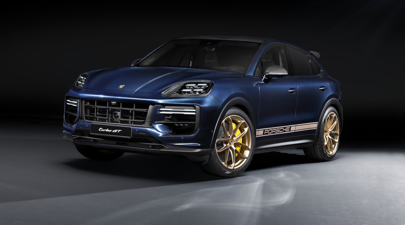 Cayenne_GT_exterior_3_4_Front_Kopie_1_highres