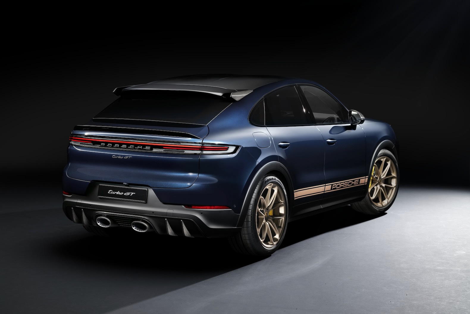 Cayenne_GT_exterior_3_4_Heck_Kopie_highres