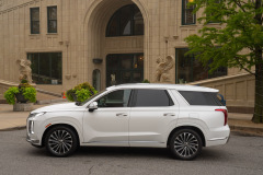 2025-Hyundai-Palisade-Review-00014