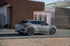 2025 EV6