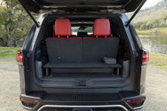 2025_Lexus_LX_700h_FSPORT_Handling_ManganeseLuster_014