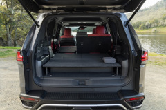2025_Lexus_LX_700h_FSPORT_Handling_ManganeseLuster_017