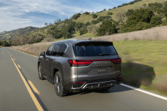 2025_Lexus_LX_700h_FSPORT_Handling_ManganeseLuster_031