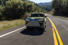 2025_Lexus_LX_700h_UltraLuxury_NoriGreenPearl_011