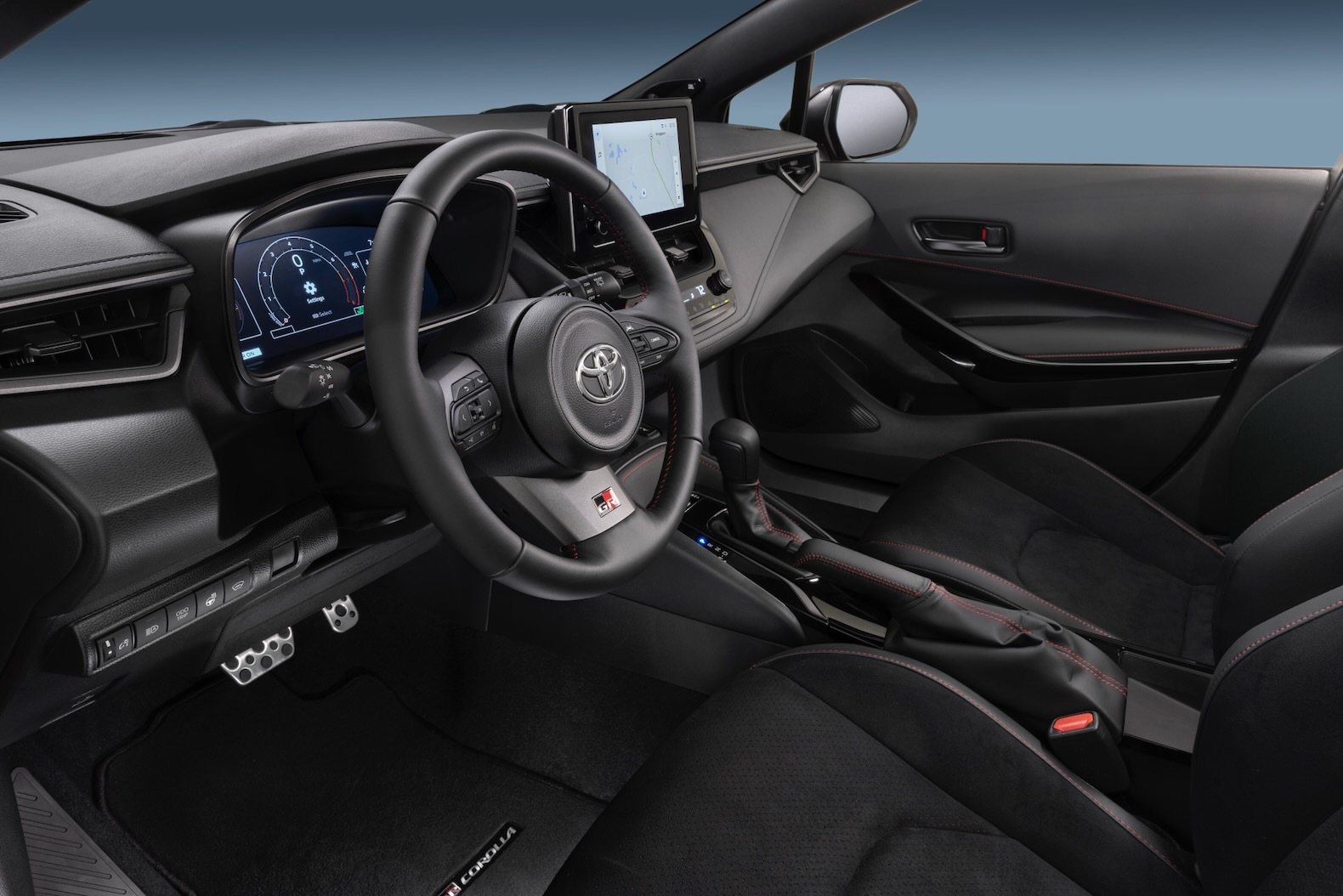 2025_Toyota_GR_Corolla_SurpersonicRed_009