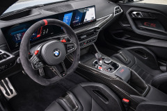 P90600896_highRes_the-new-bmw-m2-cs