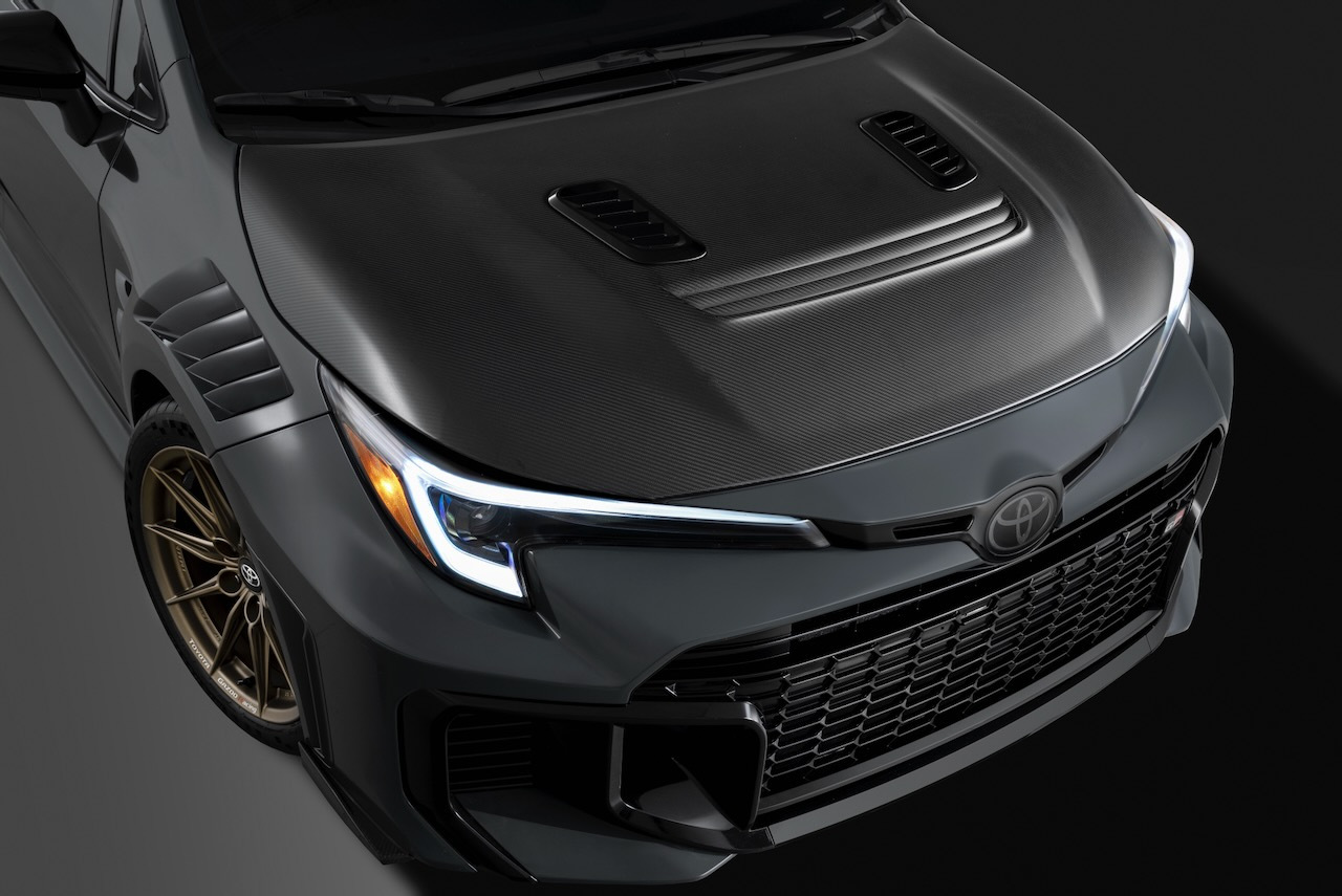 2026_Toyota_GRMN_Corolla_Gravel_011