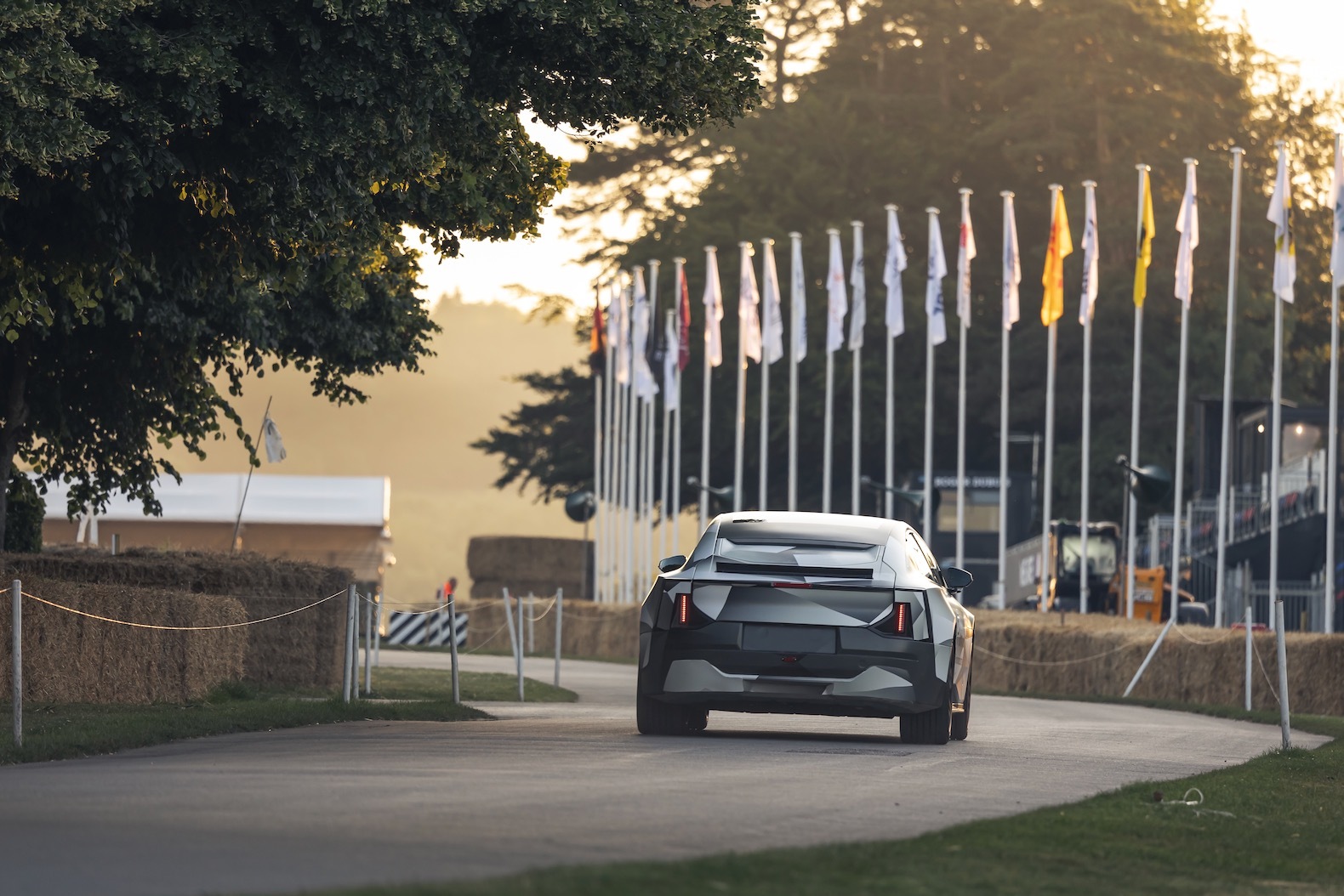 654435_20220623_Polestar_5_prototype_at_Goodwood_Festival_of_Speed