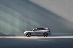 Volvo Cars reveals the new XC70 – a plug-in hybrid for every journey