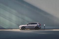 Volvo Cars reveals the new XC70 – a plug-in hybrid for every journey