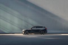 Volvo Cars reveals the new XC70 – a plug-in hybrid for every journey