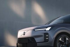 Volvo Cars reveals the new XC70 – a plug-in hybrid for every journey
