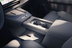 Volvo Cars reveals the new XC70 – a plug-in hybrid for every journey