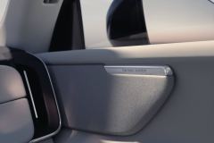 Volvo Cars reveals the new XC70 – a plug-in hybrid for every journey