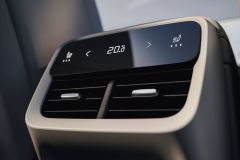 Volvo Cars reveals the new XC70 – a plug-in hybrid for every journey