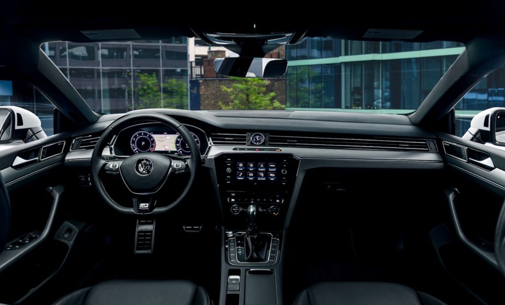 2019 VW Arteon R-Line