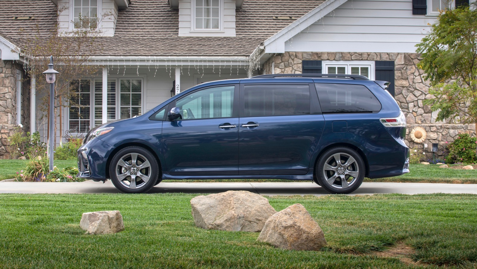 2020 Toyota Sienna Review: Showing its age | The Torque Report