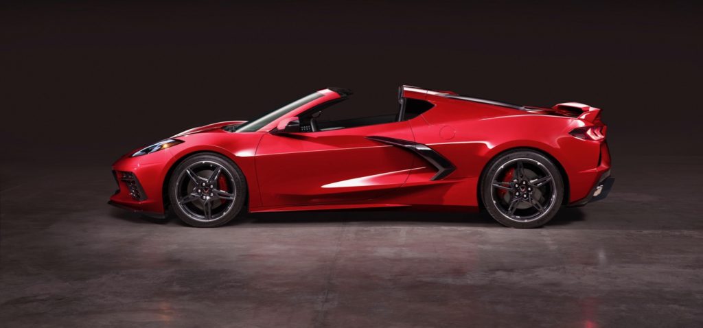 2020-Chevrolet-Corvette-Stingray-042-1024x478.jpg