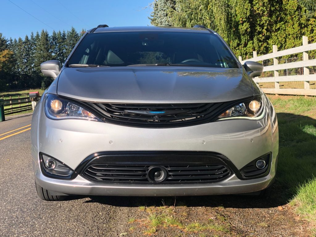 2020 Chrysler Pacifica Hybrid Review