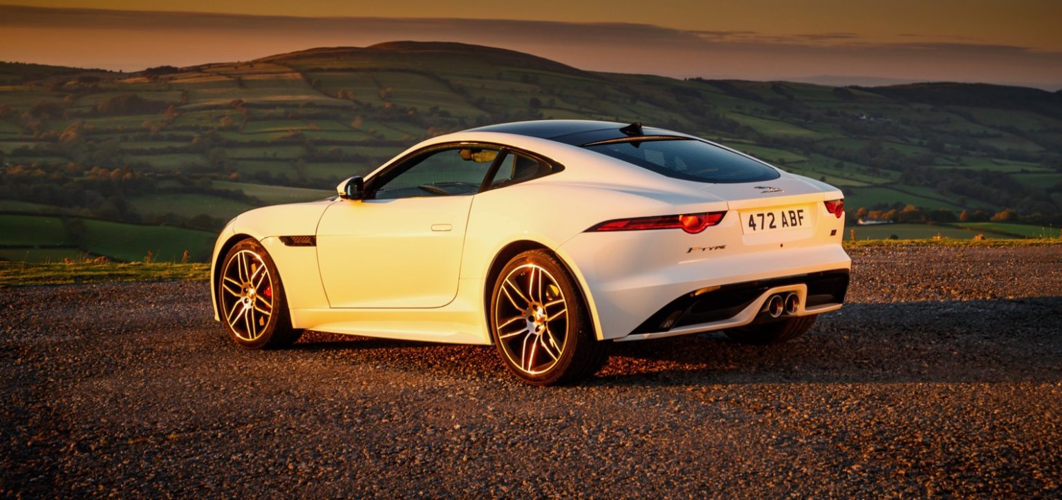 Jaguar f type 2020