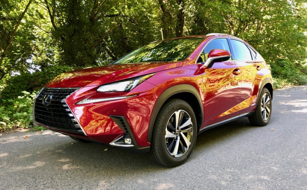 2020 Lexus 300h Review