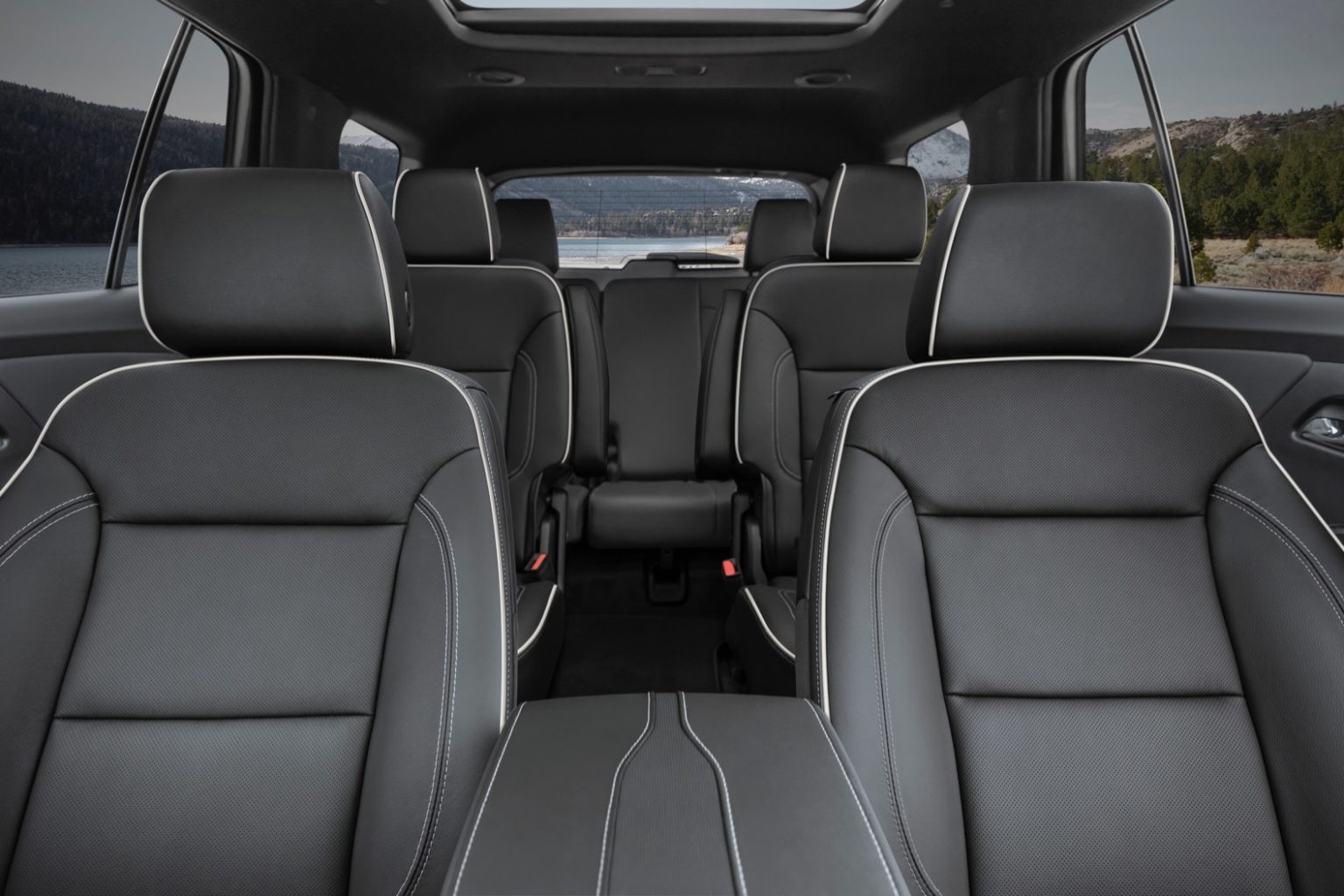 2021 Chevy Traverse gets a facelift with an updated interior and more ...